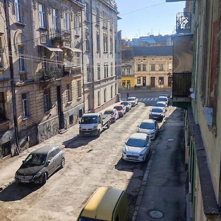 Apartment On Sheptytskyh 27 Львів Екстер'єр фото